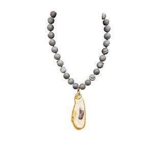Handmade Natural Stone Beaded Raw Oyster Shell Pendant Necklace Boho Bohemian